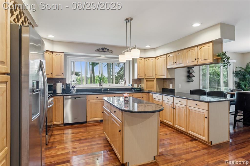 7856 N Kilkenny Drive, Brighton, MI 48116 — Photo 16