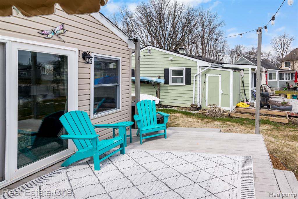 8831 Lagoon Drive, Brighton, MI 48116 — Photo 27