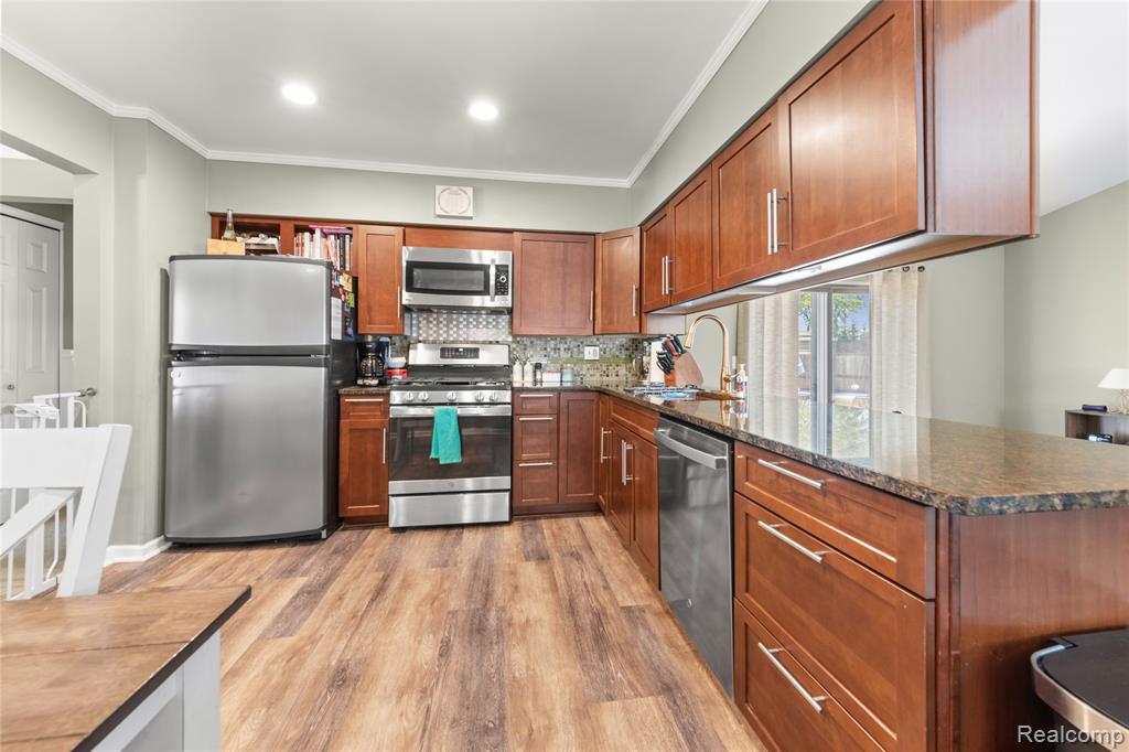 41594 Harvard Drive, Sterling Heights, MI 48313 — Photo 10