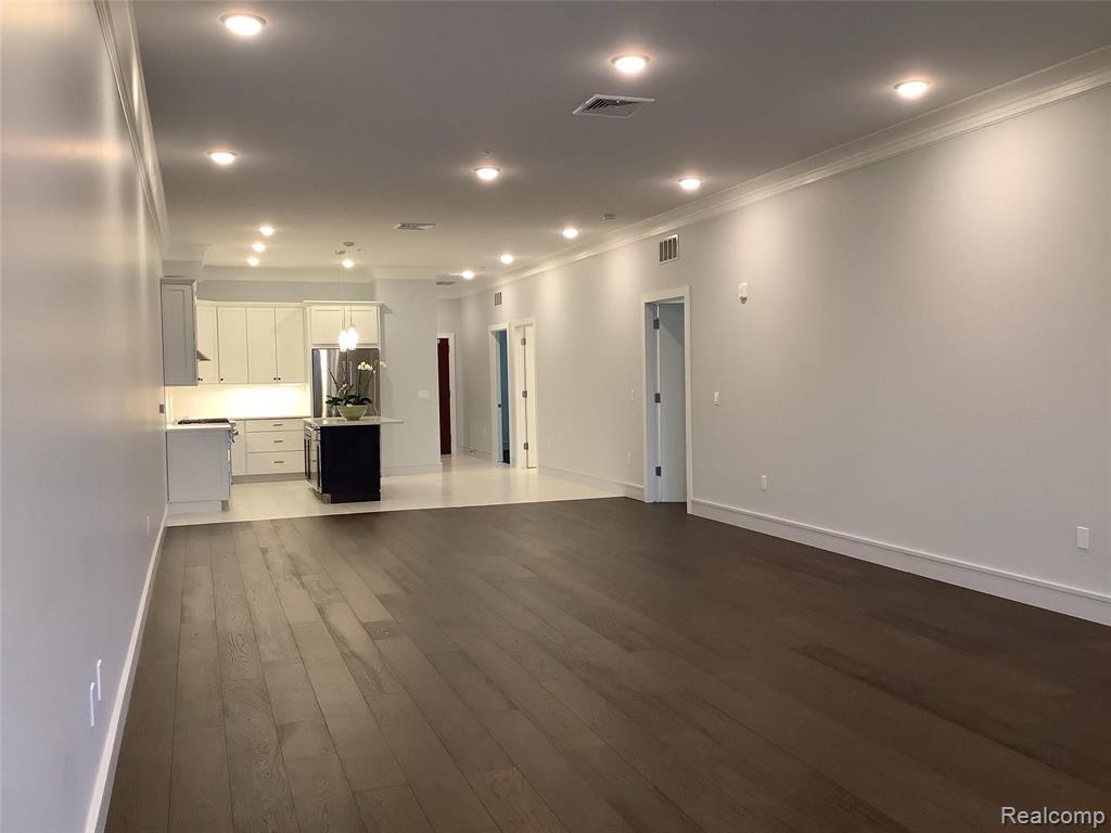 856 N N OLD WOODWARD AVE Unit 202 Avenue, Birmingham, MI 48009 — Photo 3