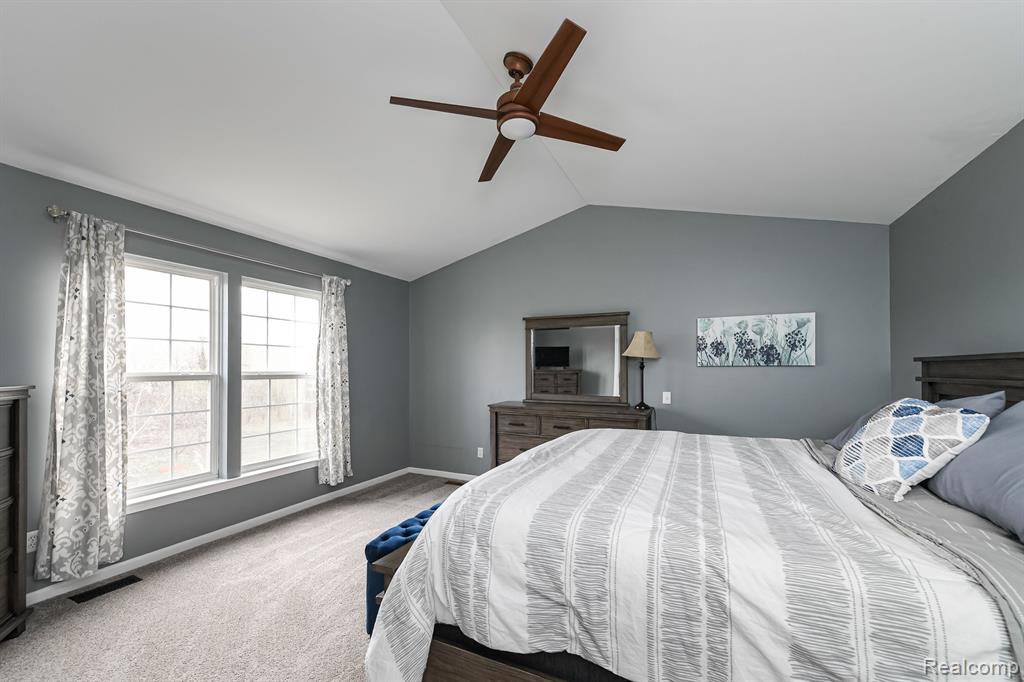 6249 CHERRYWOOD Drive, Ypsilanti, MI 48197 — Photo 25