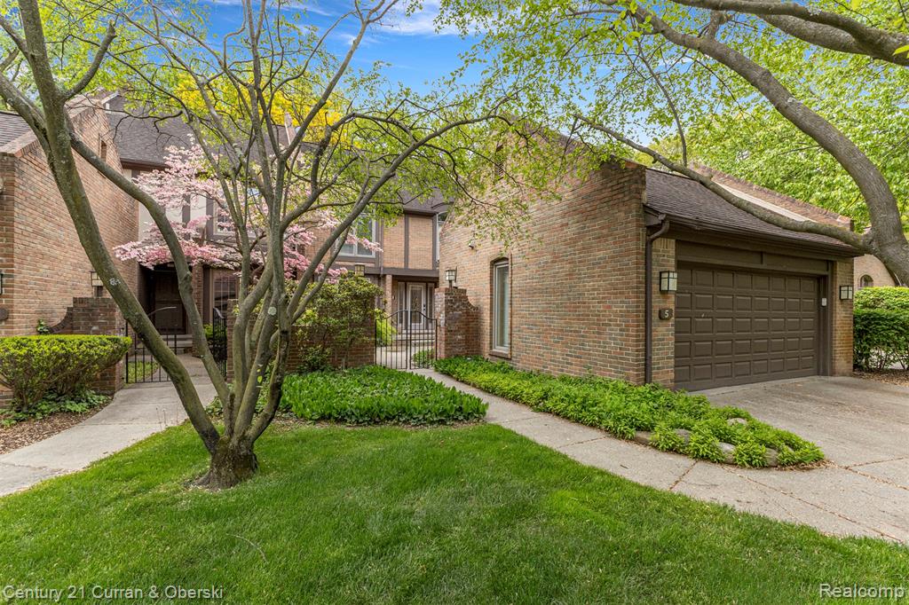 5 Timberlane Court, Dearborn, MI 48126 — front exterior