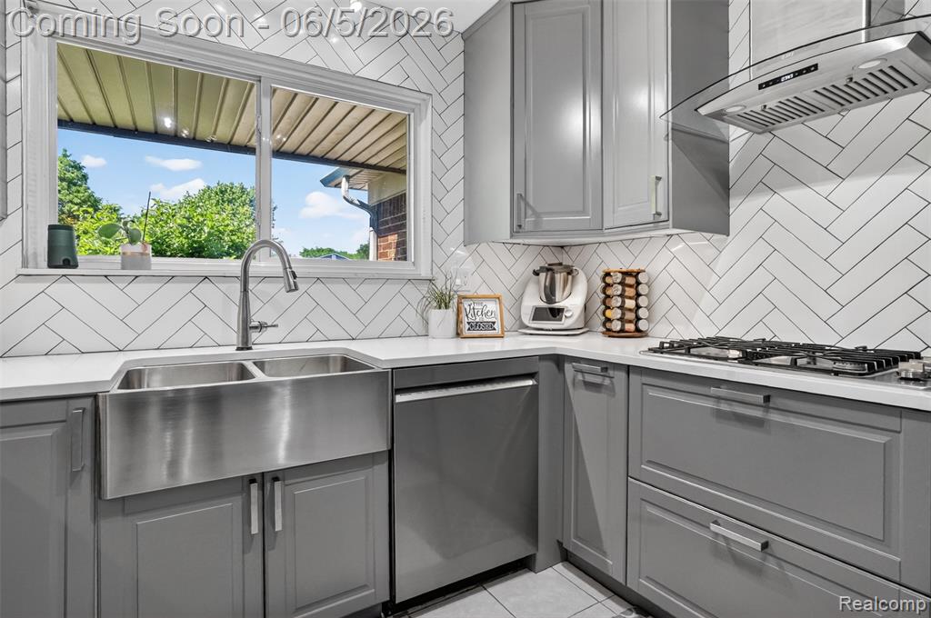 87 Duncan Drive, Troy, MI 48098 — Photo 13