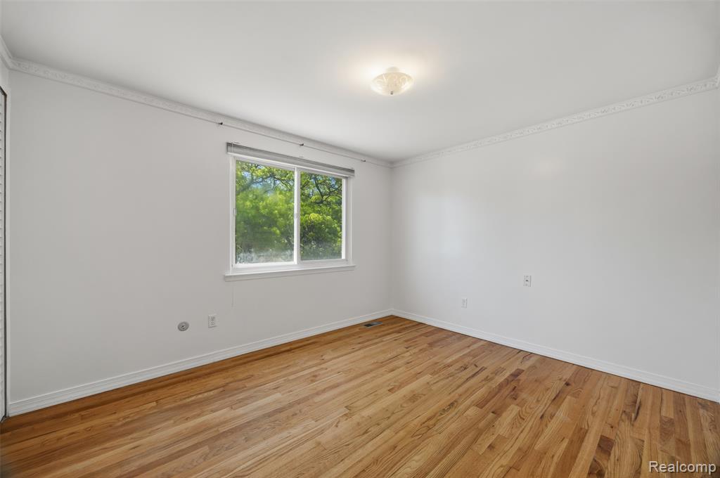 14018 Greentrees Street, Riverview, MI 48193 — Photo 22