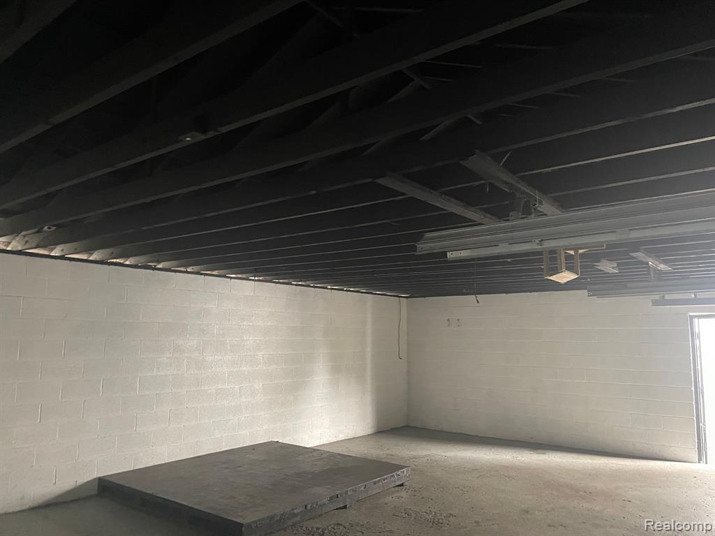 13837 Conant Street, Hamtramck, MI, 48212