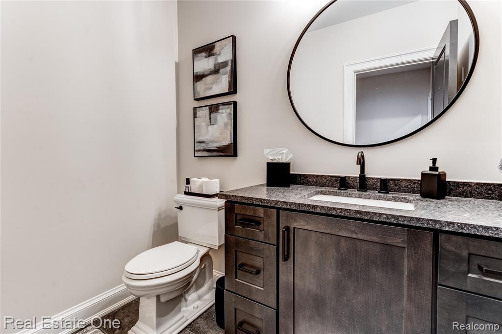 3370 Bloomcrest Drive, Bloomfield Hills, MI, 48304