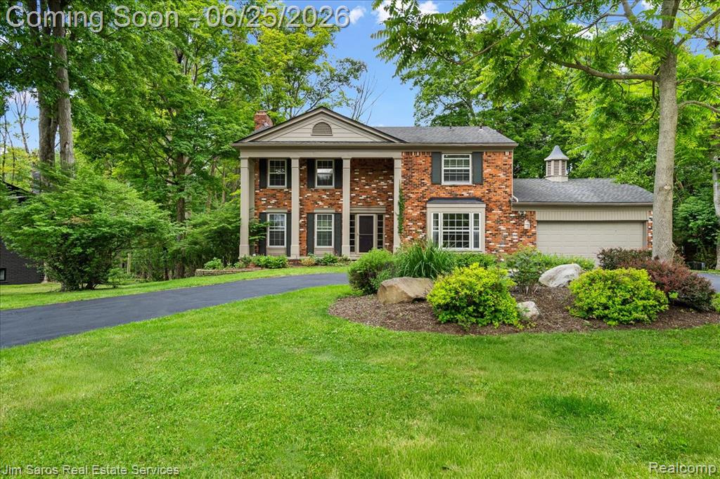 32807 Red Oaks Trail, Beverly Hills, MI 48025