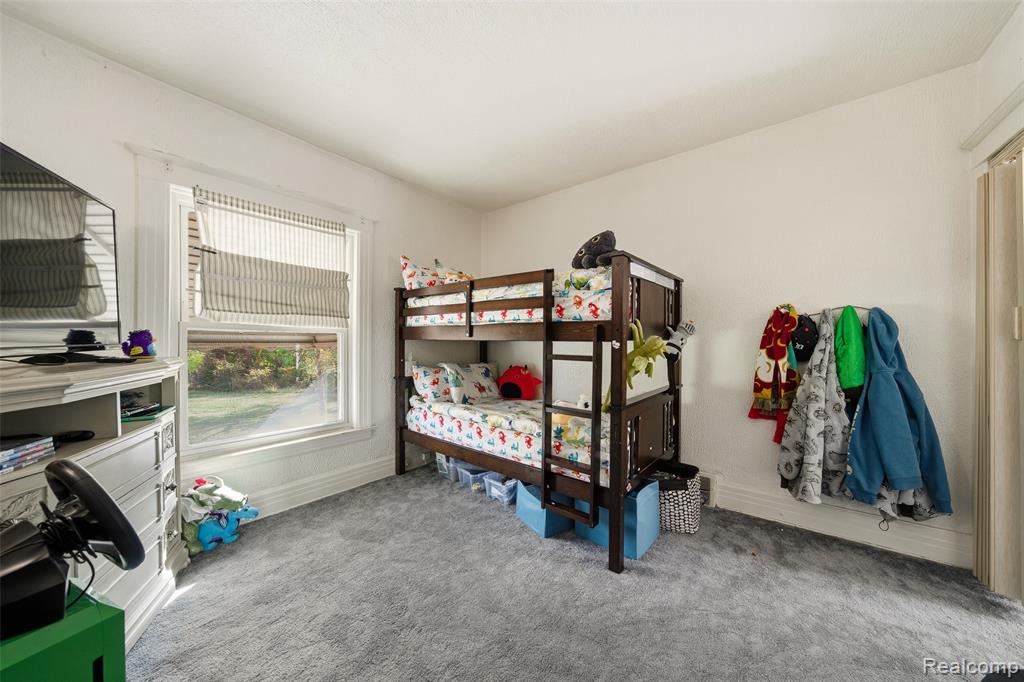 991 E Euclid Street, Detroit, MI 48211 — Photo 32