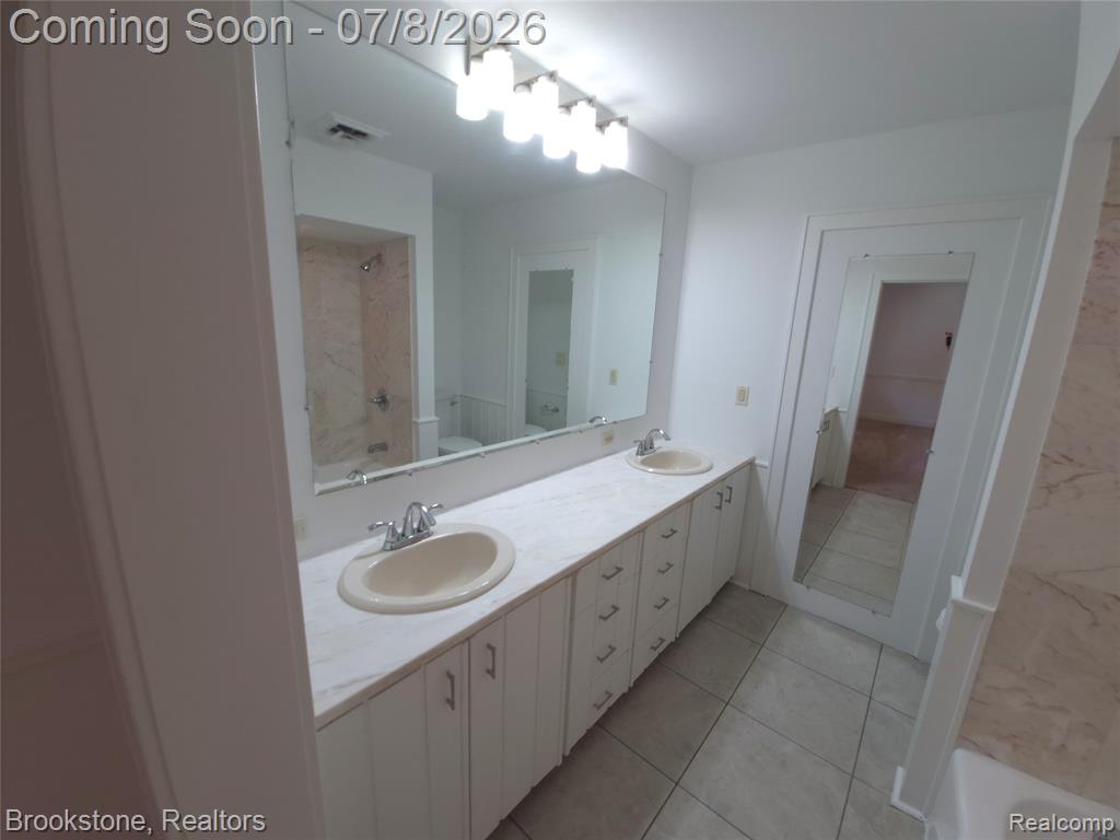 4140 S Henderson Road, Davison, MI 48423 — Photo 65