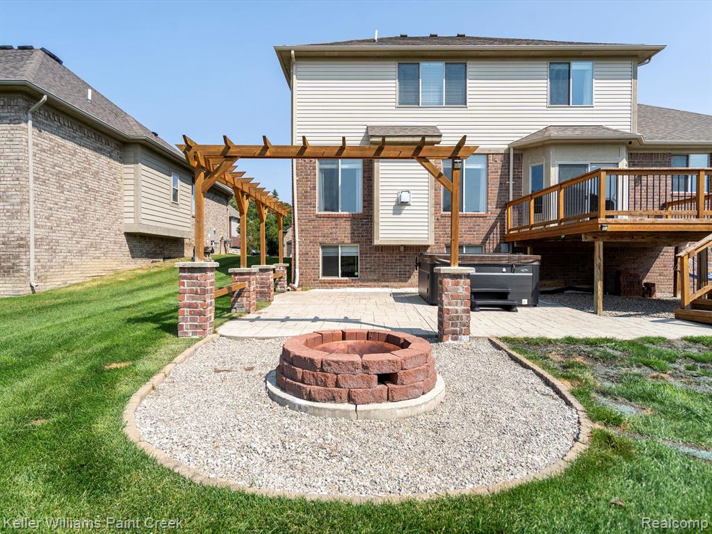 46267 Terrace Drive, Shelby Twp, MI 48317 — Photo 31