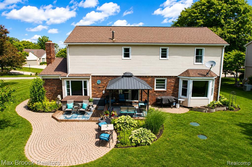 8952 Cynthia Court, Commerce Twp, MI 48382 — Photo 5