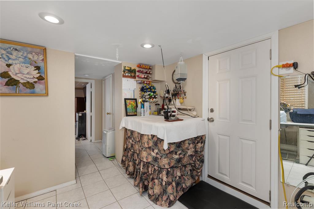 5615 Loveland Street, West Bloomfield, MI — Photo 31