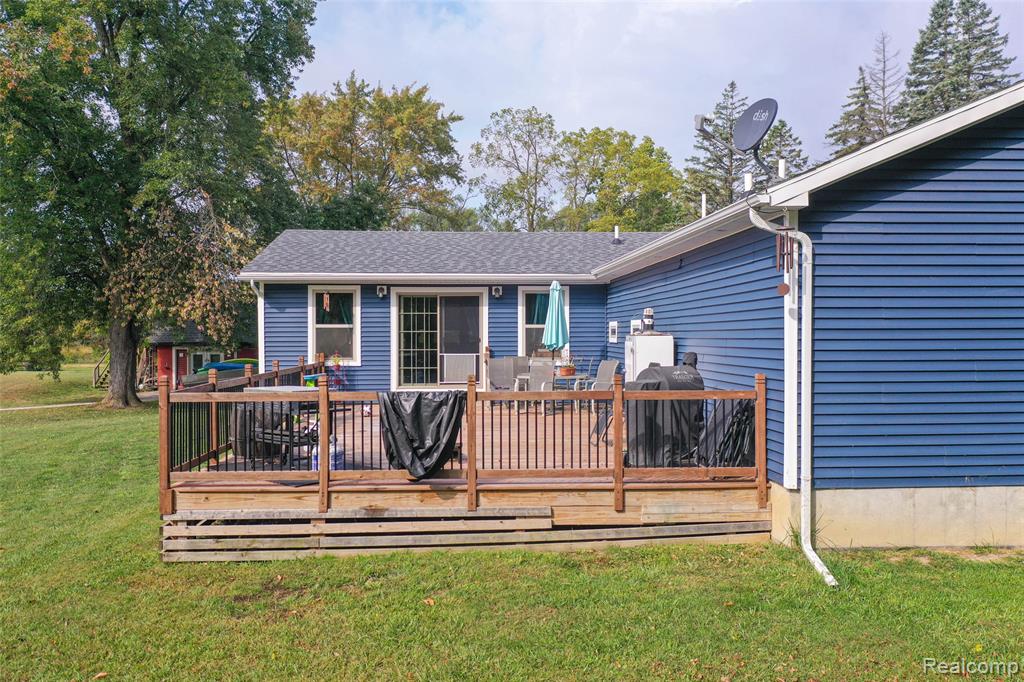 11141 Farrand Road, Montrose, MI 48457 — Photo 35