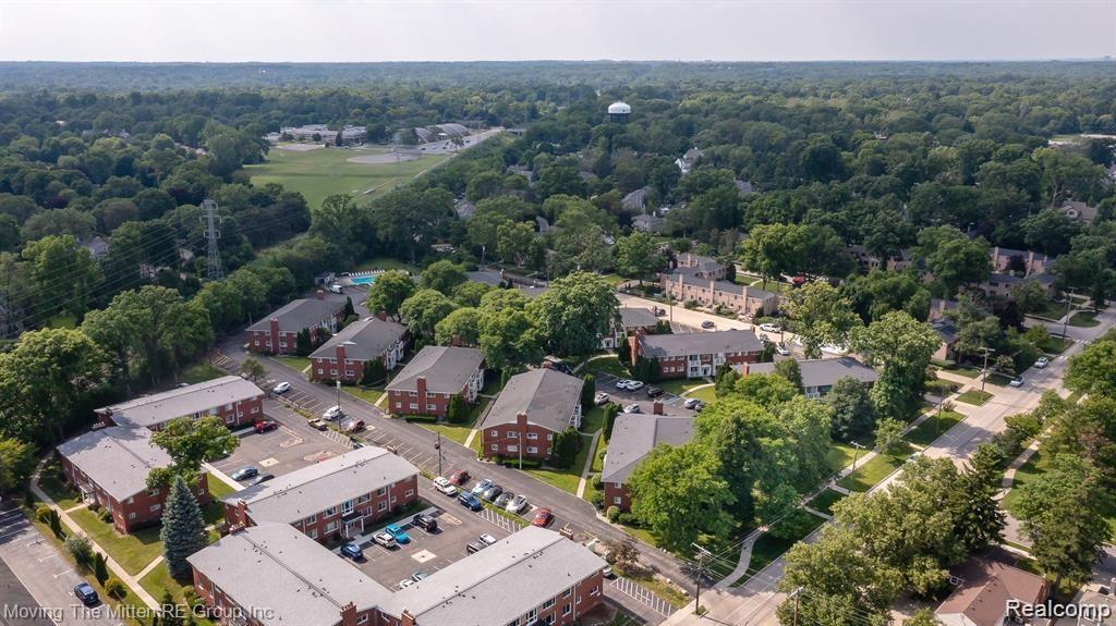 487 N ETON Street, B5, Birmingham, MI 48009 — Photo 35