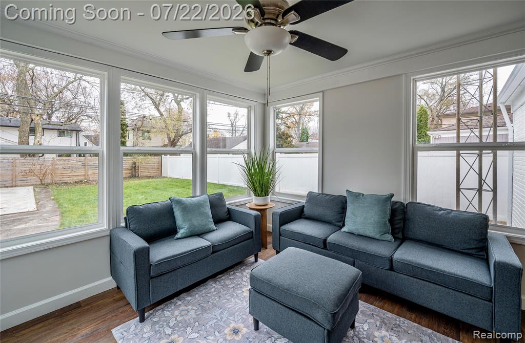 10425 Elgin Avenue, Huntington Woods, MI — Photo 10