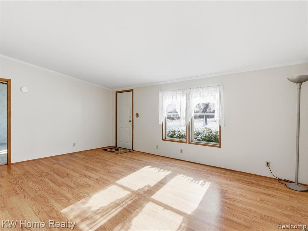 8890 Jeddo Road, Avoca, MI 48006 — Photo 5