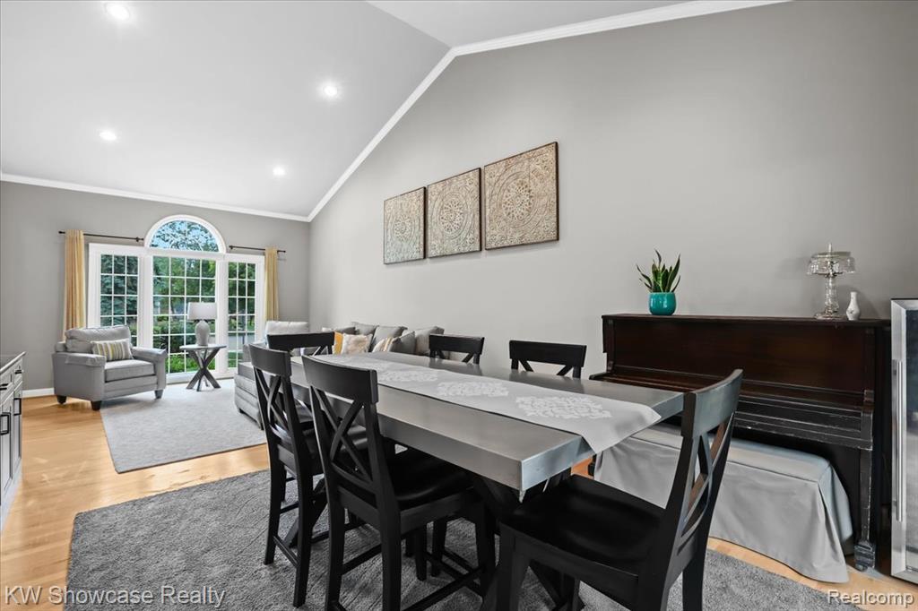 45776 Bristol Circle, Novi, MI 48377 — Photo 9