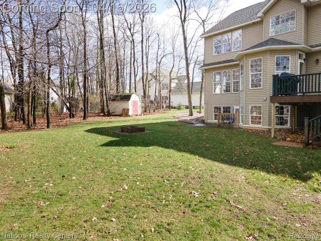 10219 Mill Pointe Drive, Goodrich Vlg, MI — Photo 43