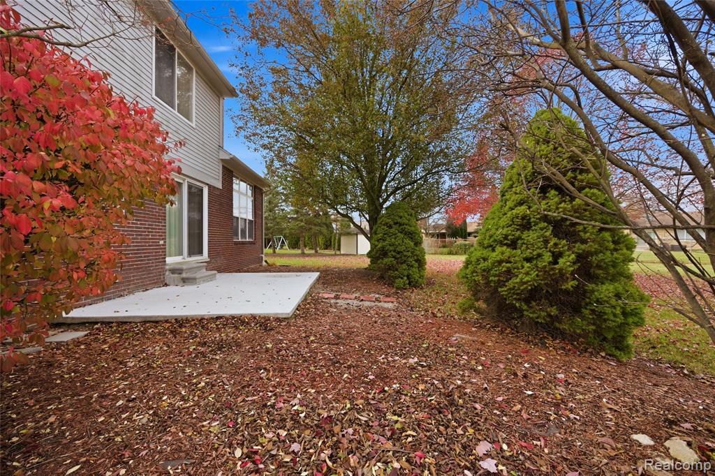 42453 Willsharon Street, Sterling Heights, MI 48314 — Photo 37