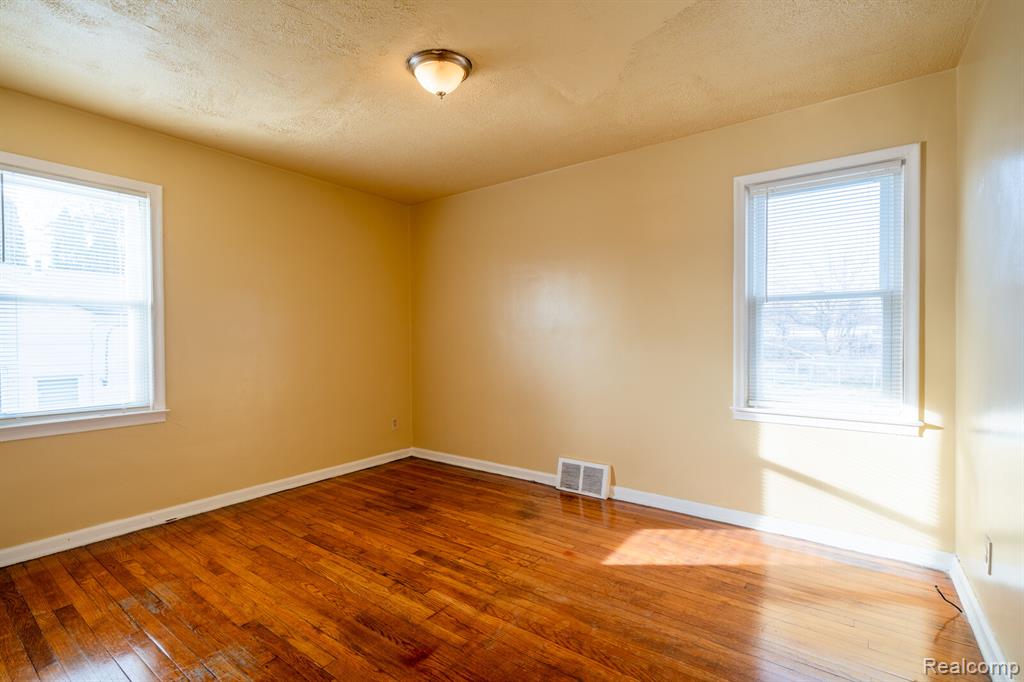 16841 Winston Street, Detroit, MI 48219 — Photo 10