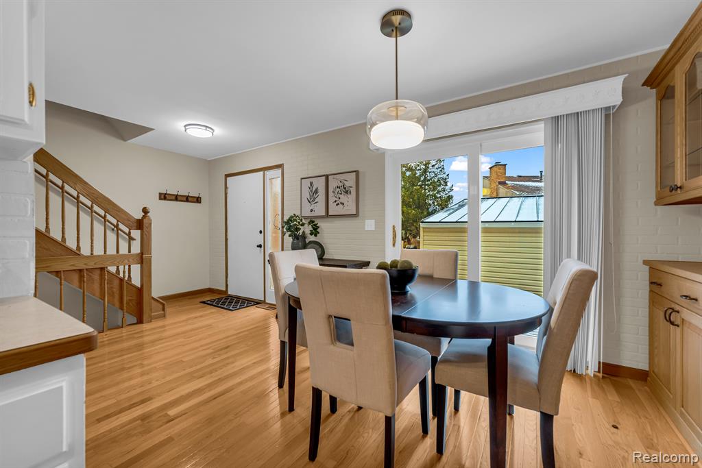 745 OAK BROOK RIDGE Drive, Rochester Hills, MI 48307 — Photo 7