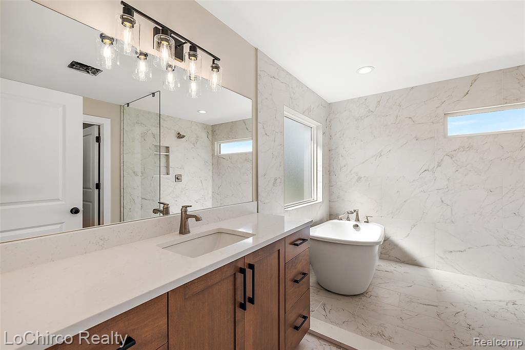 49001 Wingfield Drive, Macomb, MI 48044 — Photo 36