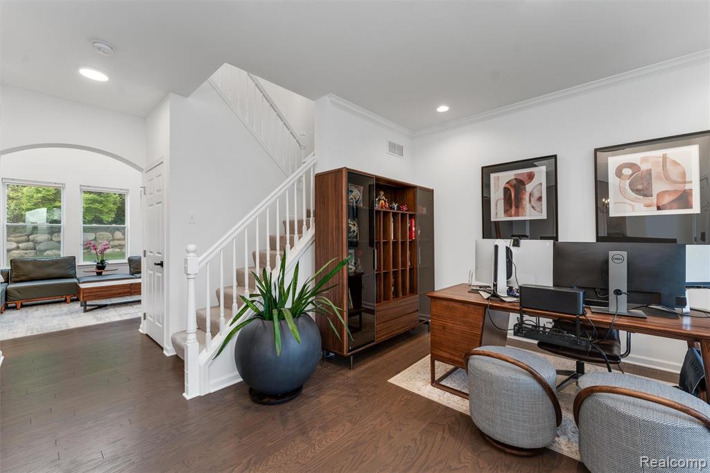 908 S Livernois Road, Rochester Hills, MI 48307 — Photo 22