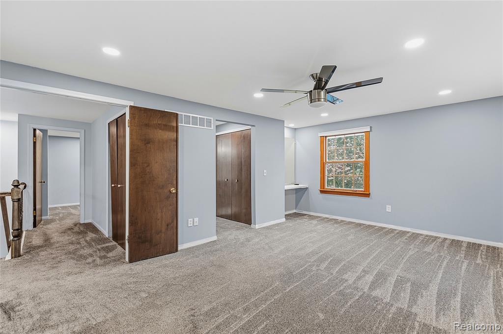 5119 Greenbriar Drive, West Bloomfield, MI 48323 — Photo 23