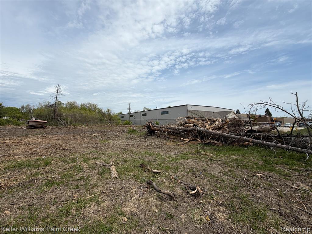 22477 15 Mile Road, Clinton Twp, MI 48035 — Photo 11