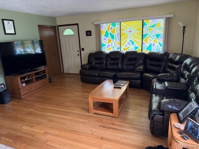 5496 Elizabeth Lake Road, Waterford, MI 48327 — Photo 4