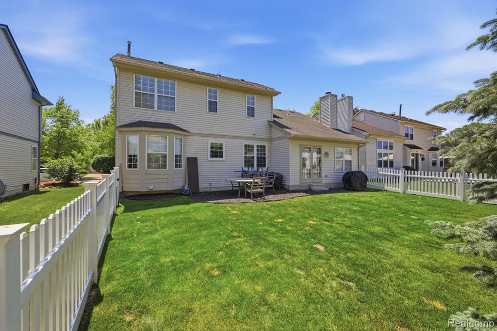 46604 Aarons Way, Canton, MI 48188 — Photo 35