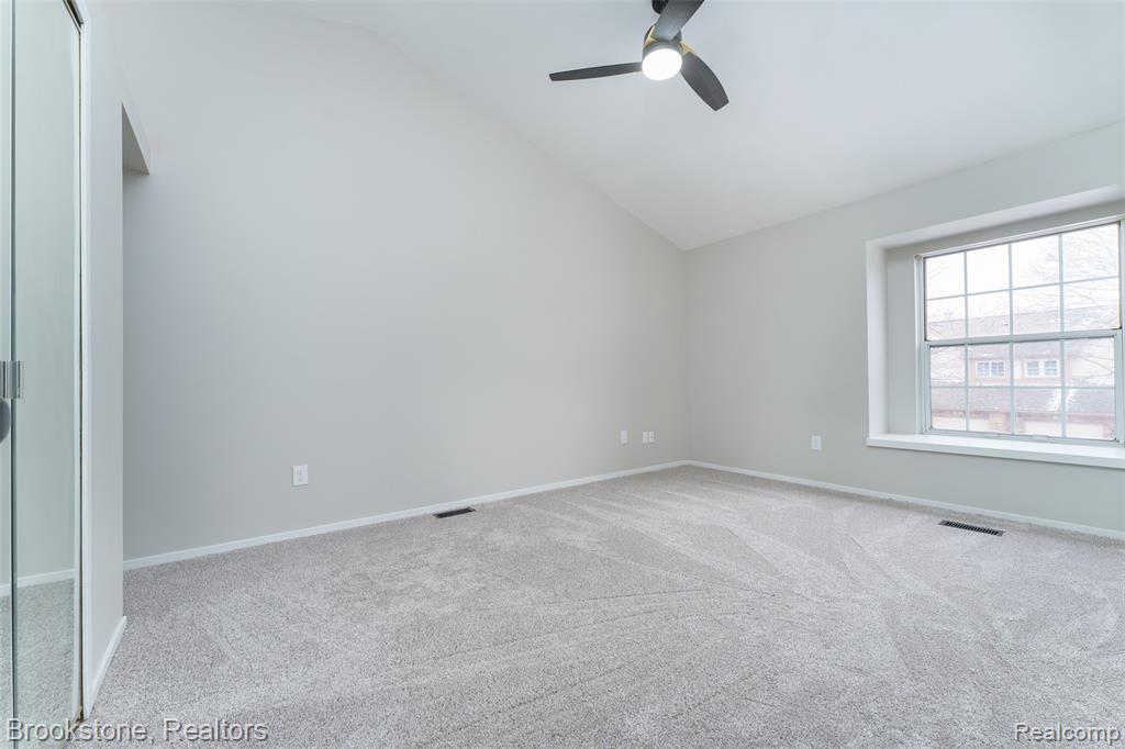 886 Whisperwood Trail, Fenton, MI 48430 — Photo 12