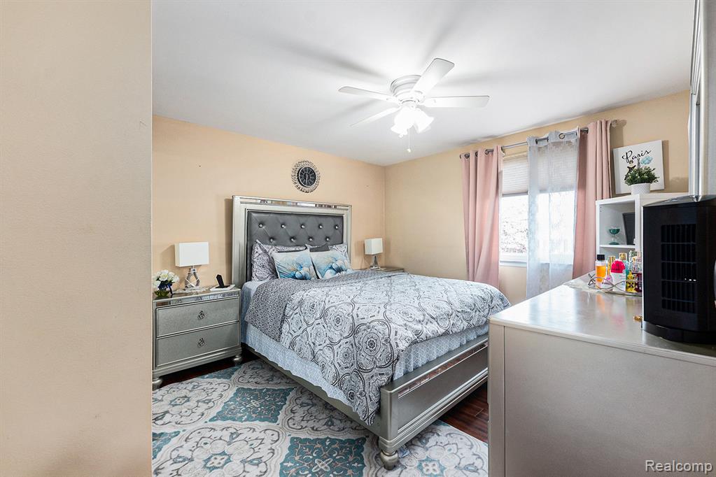 4810 Benjamin Drive, Sterling Heights, MI 48310 — Photo 15