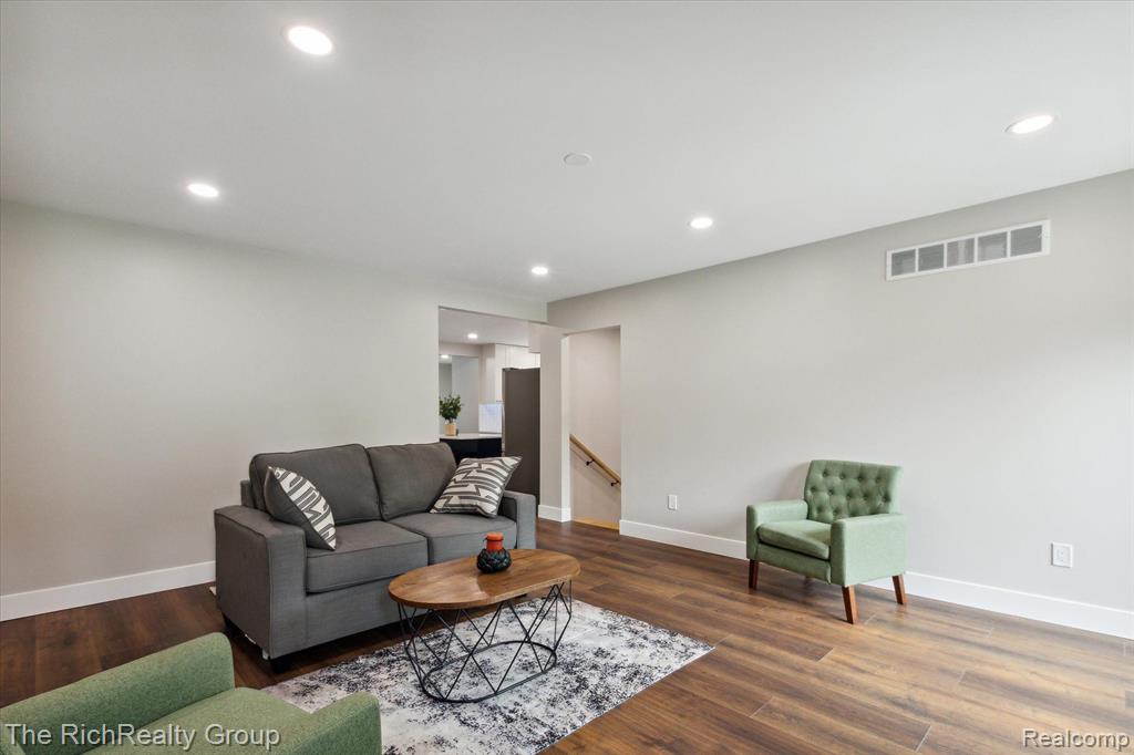 9670 Gold Arbor Road, Plymouth, MI 48170 — Photo 15