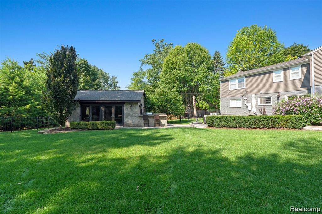 5365 Van Ness Court, Bloomfield Hills, MI 48302 — Photo 5