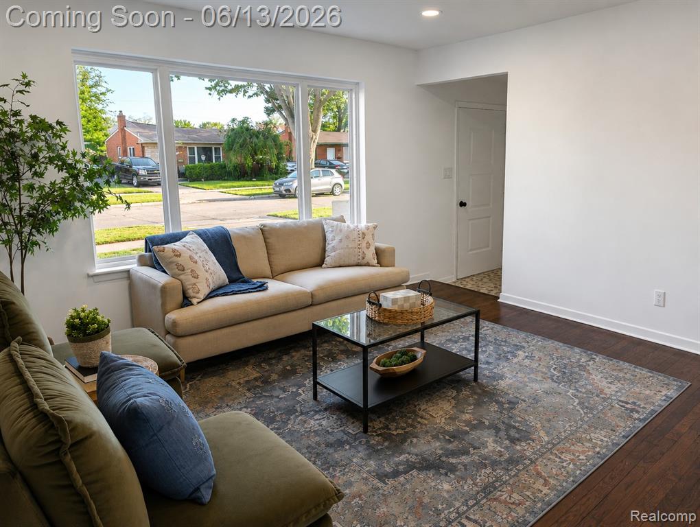 1561 Nottingham Drive, Madison Heights, MI 48071 — Photo 3