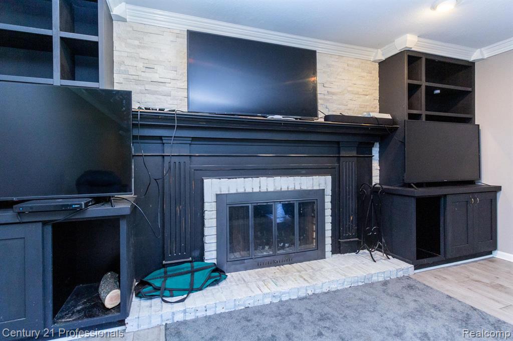 9418 Oakmont Drive, Grand Blanc, MI 48439 — Photo 20