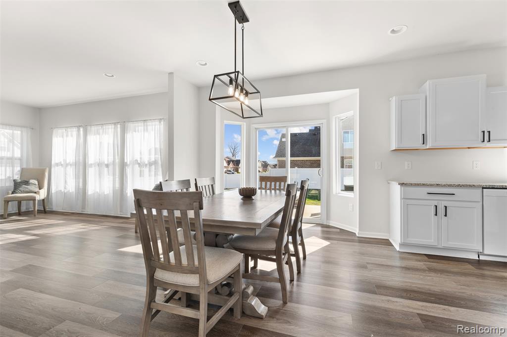 8135 Hudson Drive, Westland, MI — Photo 12