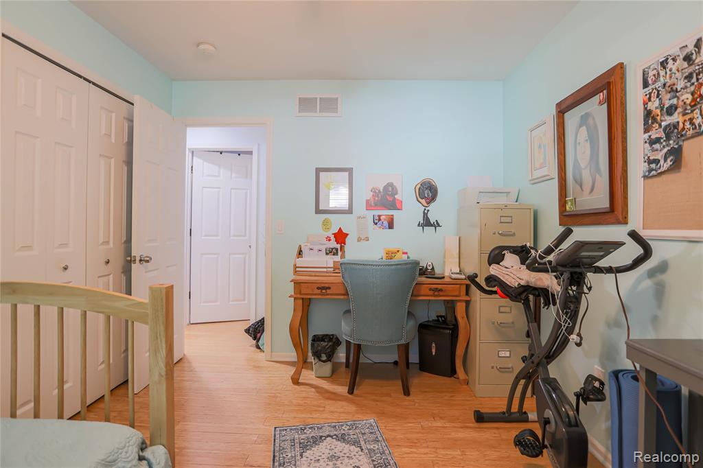 39567 Macomber Street, Harrison Township, MI — Photo 26