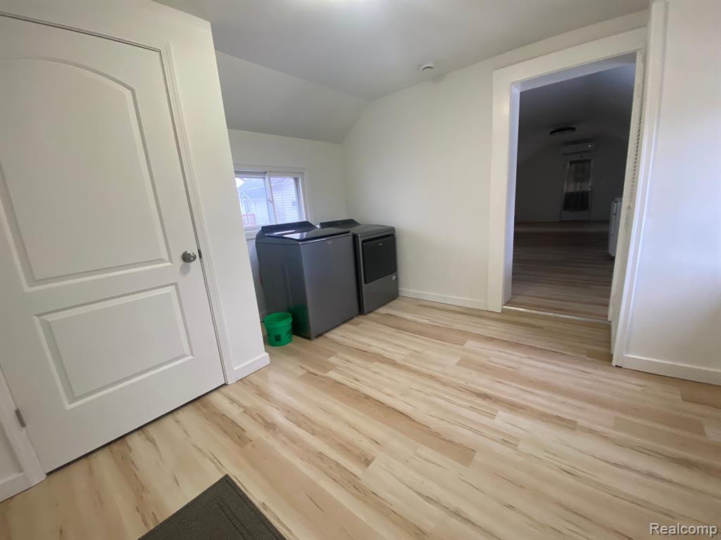 415 S MAIN Street, Davison, MI 48423 — Photo 8