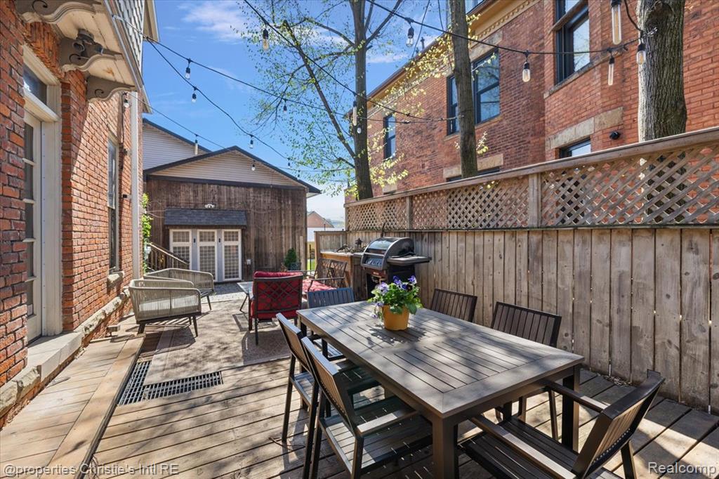691 W CANFIELD Street - Photo 3