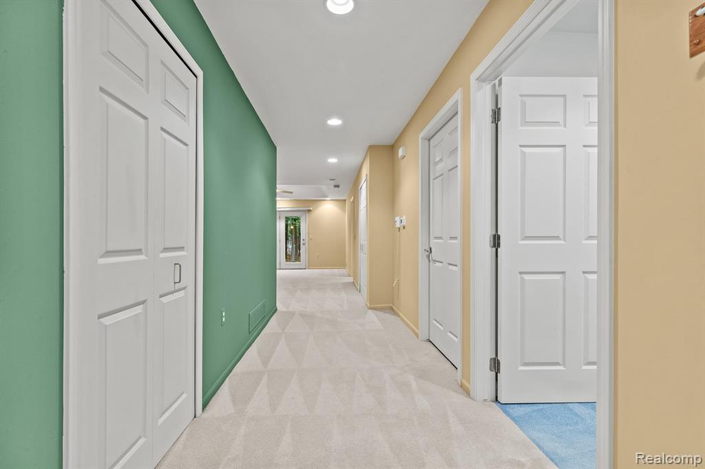 21334 MULBERRY Court, 50, Farmington Hills, MI 48336 — Photo 5