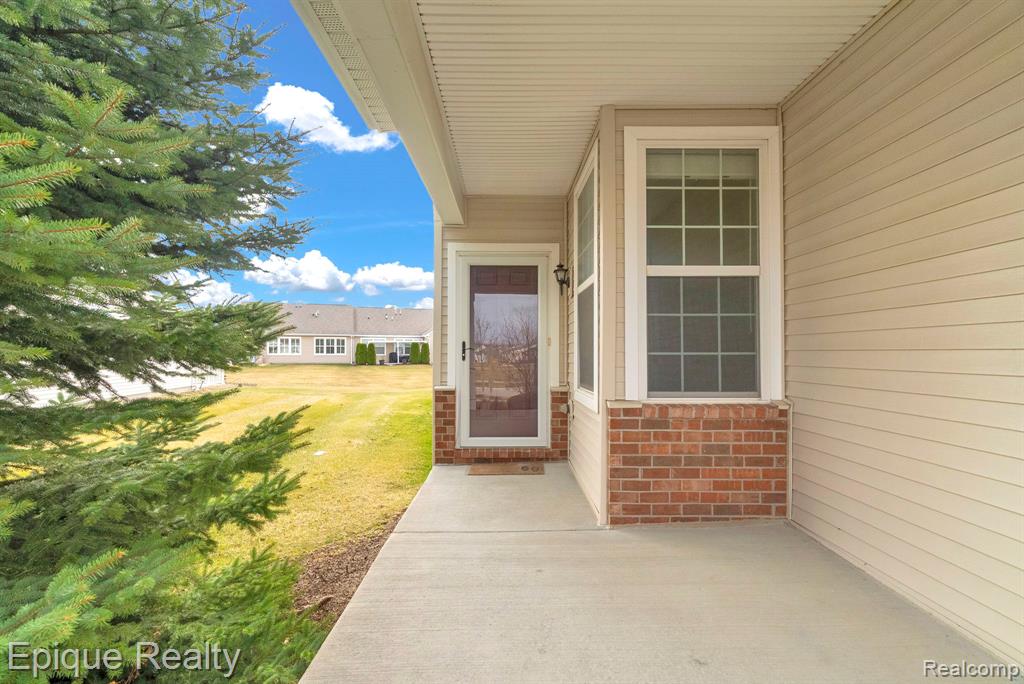 9415 Sand Hill Drive, Grand Blanc, MI 48439 — Photo 6
