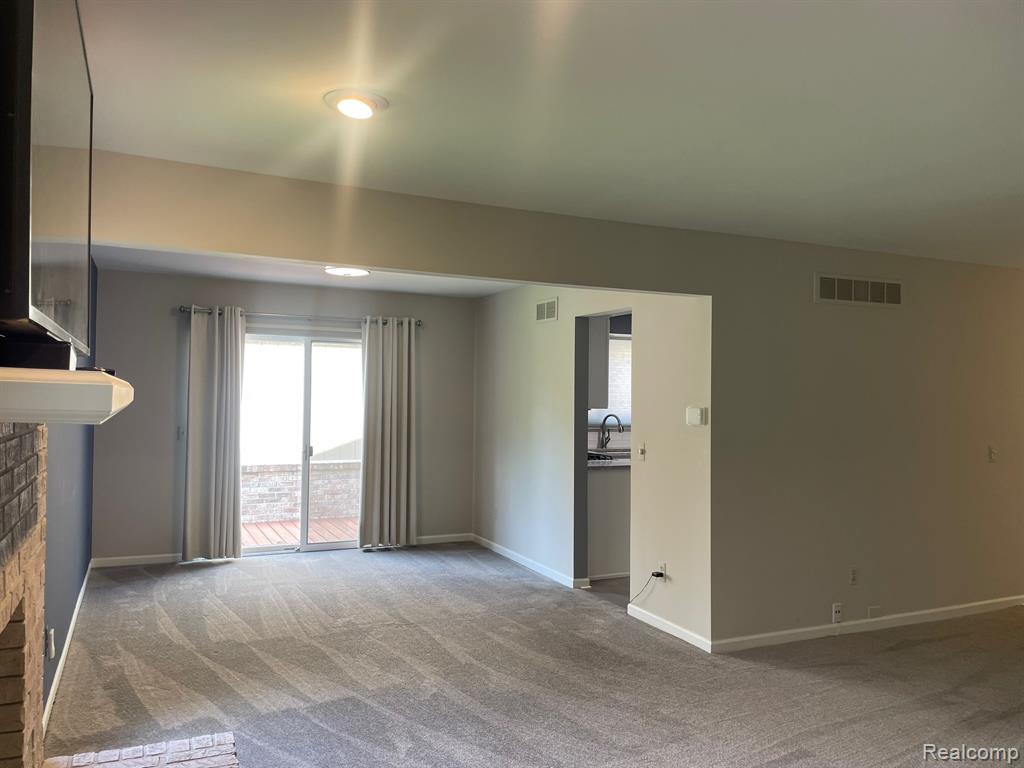 29494 Sylvan Lane, 6, Farmington Hills, MI 48334 — Photo 5