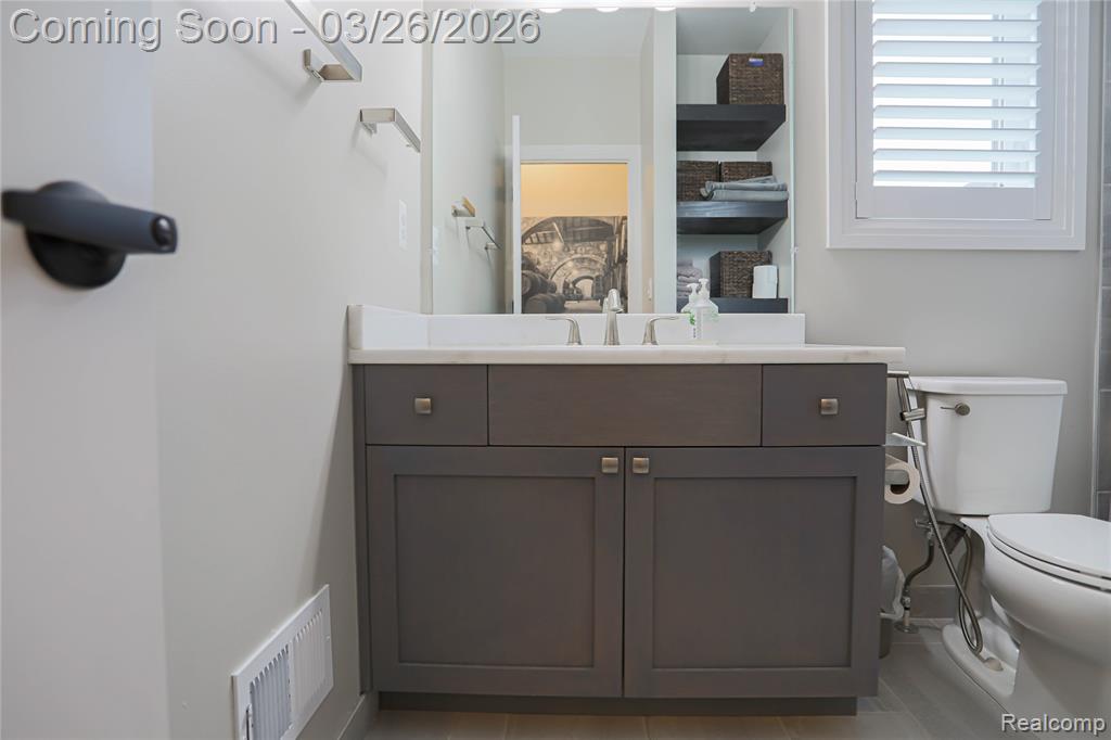 13033 Cathedral Court, Shelby Twp, MI 48315 — Photo 64