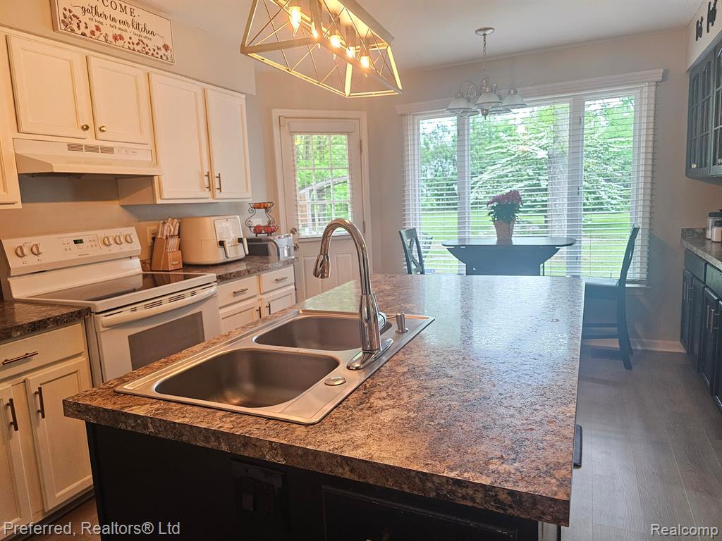 6120 SIERRA Pass, Flint, MI 48532 — Photo 24