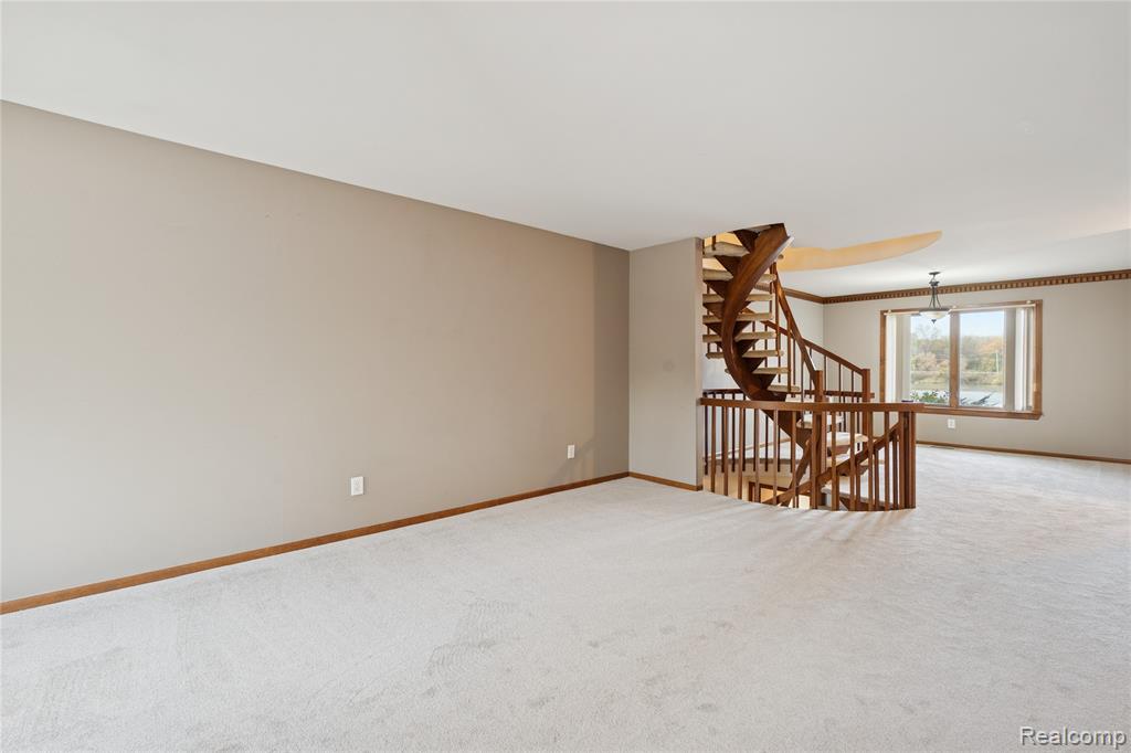 9502 Fenwin Drive, Grand Blanc, MI 48439 — Photo 7