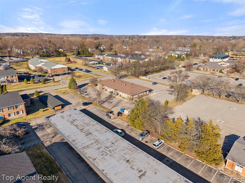 967 Oakwood Drive, Rochester, MI 48307 — Photo 27