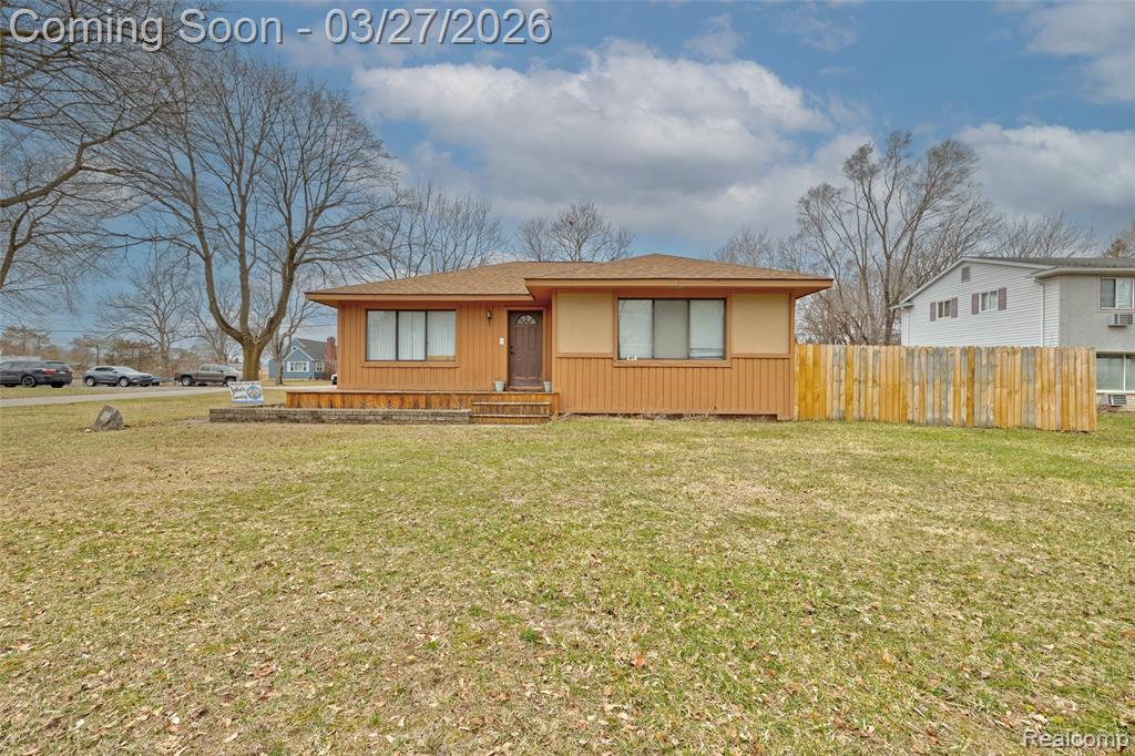 4009 Airport Road, Waterford, MI 48329 — Photo 35