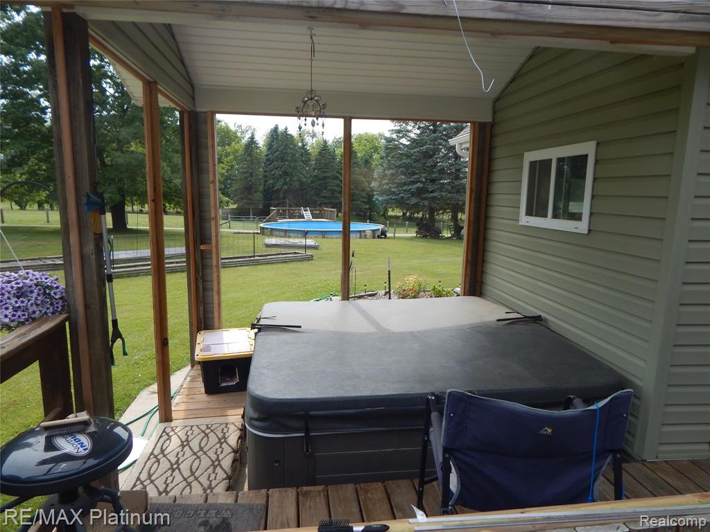 2025 W Rose Center Road, Holly, MI 48442 — Photo 68